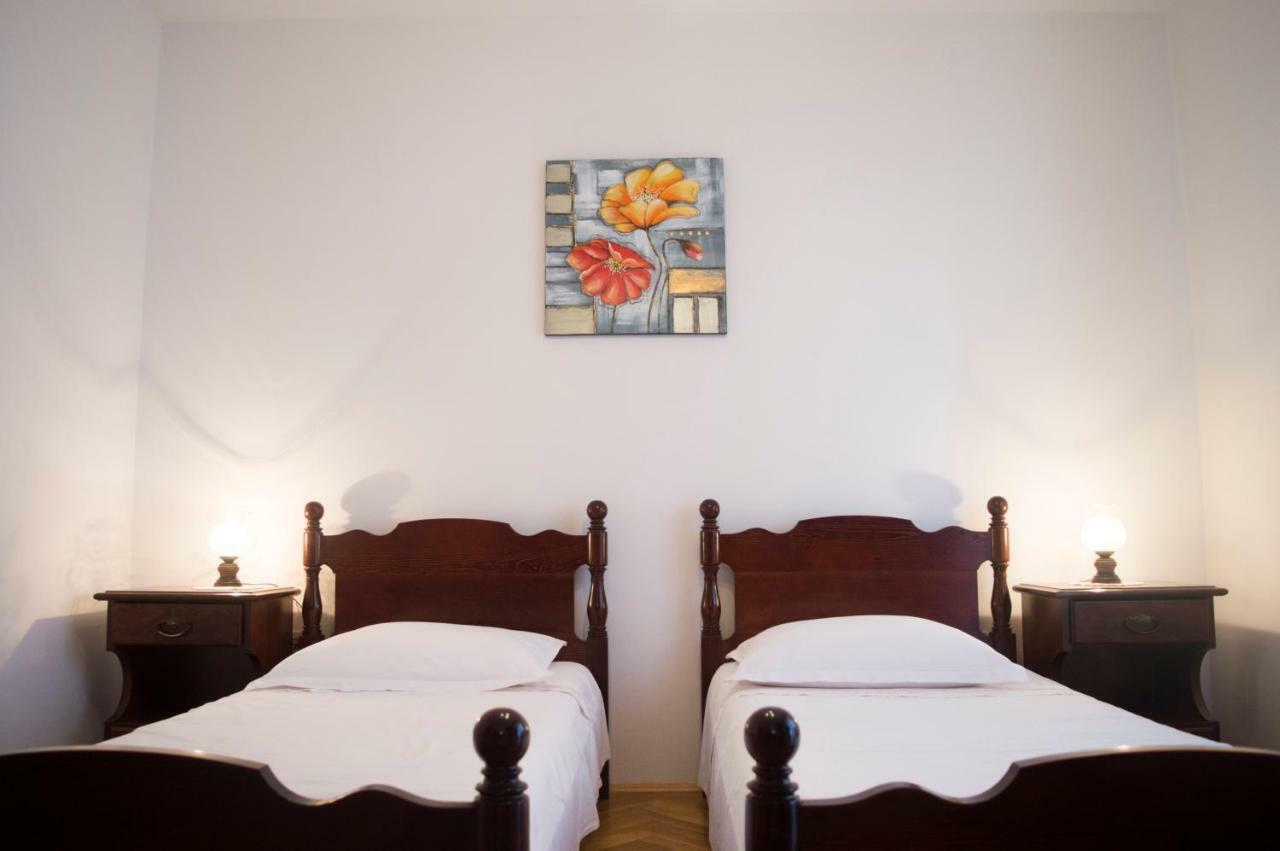 Apartments Vinka Подстрана Экстерьер фото